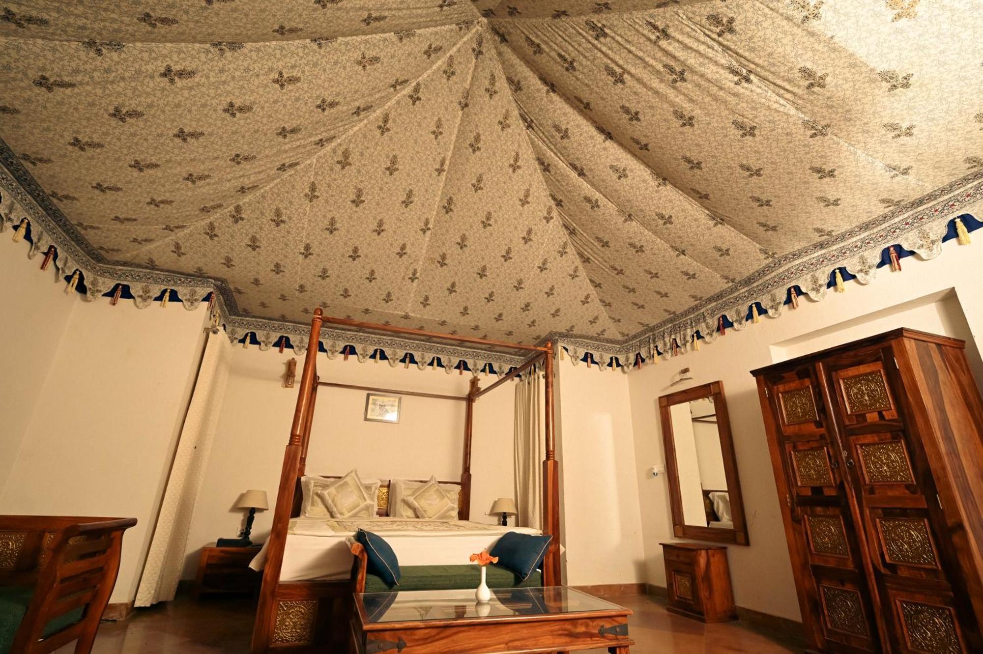 Clarks Safari Ranthambore Khilchīpur Exterior foto