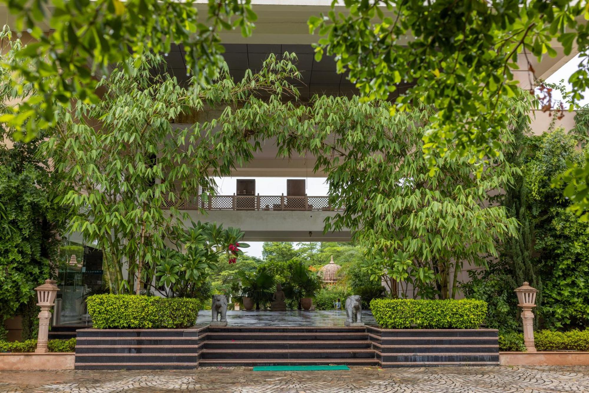 Clarks Safari Ranthambore Khilchīpur Exterior foto